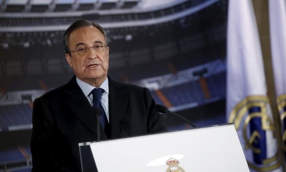 رئيس ريال مدريد يضع خطة بديلة في حال رحيل رونالدو وبنزيمة