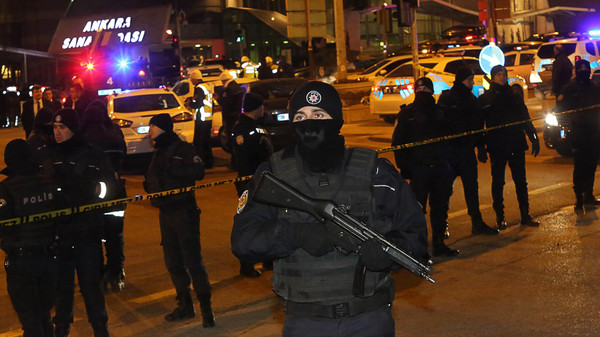 السجن 10 سنوات بحق قاض في تركيا فاز بجائزة لحقوق الإنسان