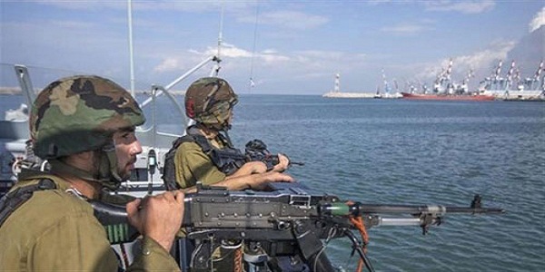 بحرية الاحتلال الإسرائيلي تعتقل صيادين في عرض بحر غزة