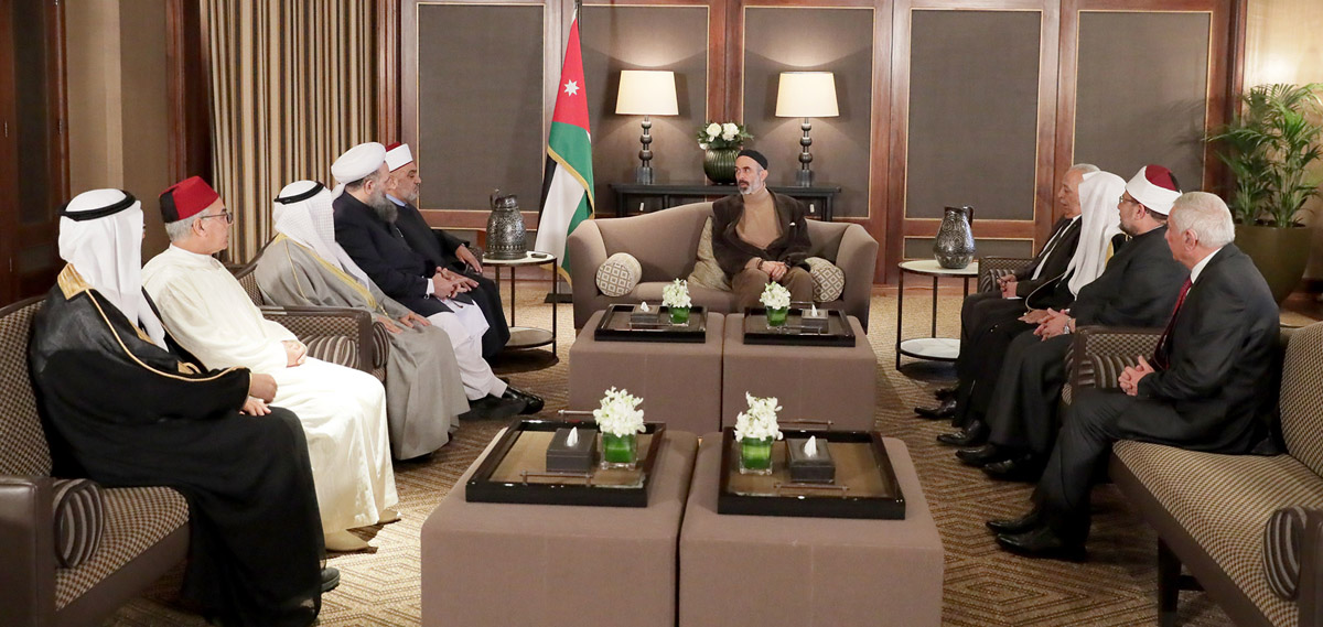 مندوبا عن الملك، الأمير غازي يستقبل رؤساء الوفود المشاركين في مؤتمر وزراء الأوقاف والشؤون الإسلامية