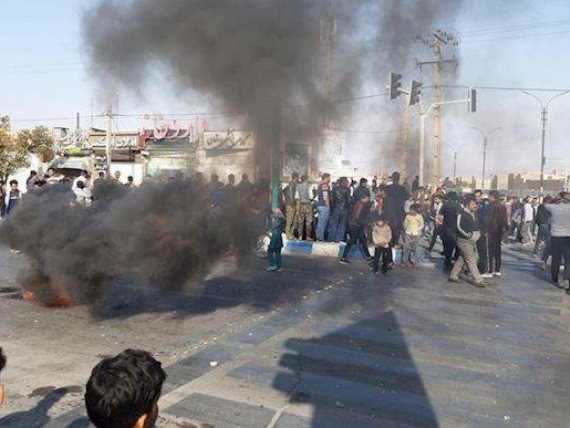 إيران : صحيفة كيهان” الإيرانية تطالب بإعدام المتظاهرين
