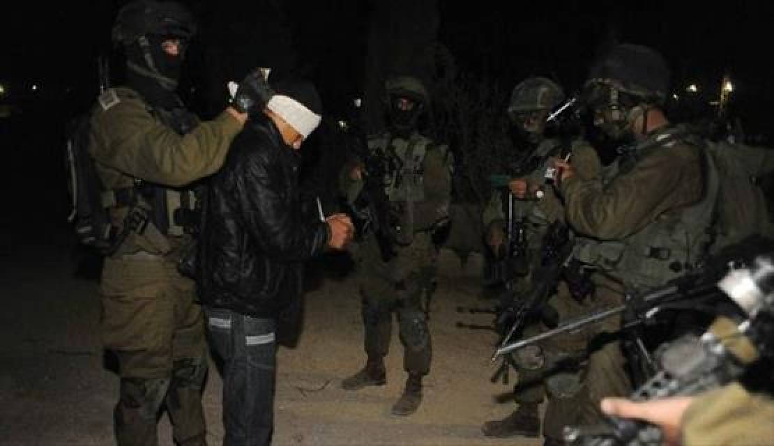بالأسماء:جيش الإحتلال الإسرائيلي يشن حملة اعتقالات واسعة في صفوف المواطنين بالضفة الغربية