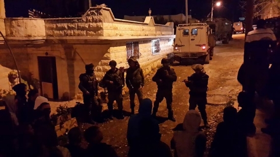 قوات الاحتلال الإسرائيلي تعتقل 8 شبان في الضفة الغربية
