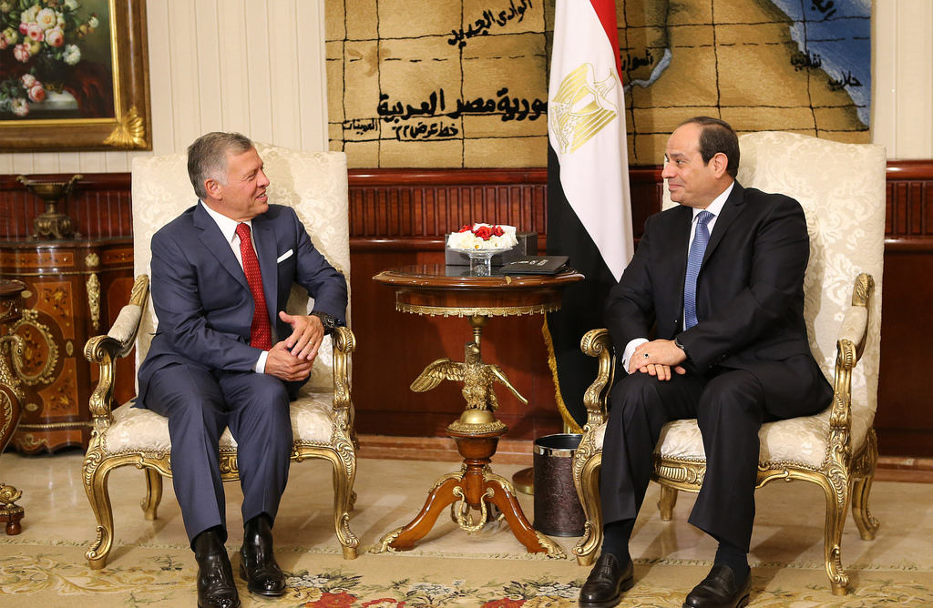 جلالة الملك عبدالله الثاني مع الرئيس المصري عبدالفتاح السيسي يعقدان مباحثات في القاهرة