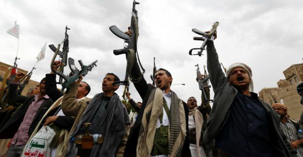 متحدث الدفاع اليمنية: نجاح عملية استخباراتية في إخراج عشرات الشخصيات الاعتبارية إلى المناطق المحررة