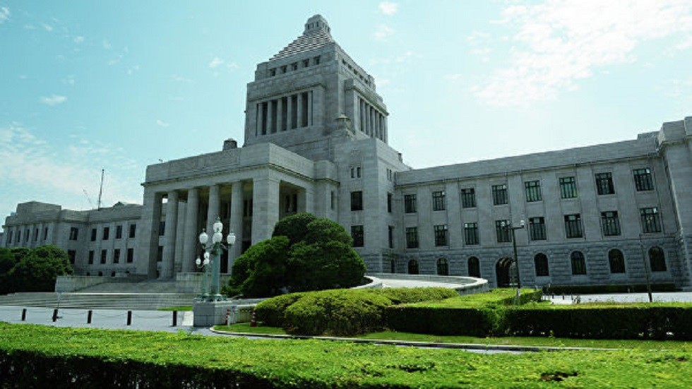 اليابان: الائتلاف الحاكم يتصدر انتخابات “الشيوخ” دون إحراز أكثرية دستورية