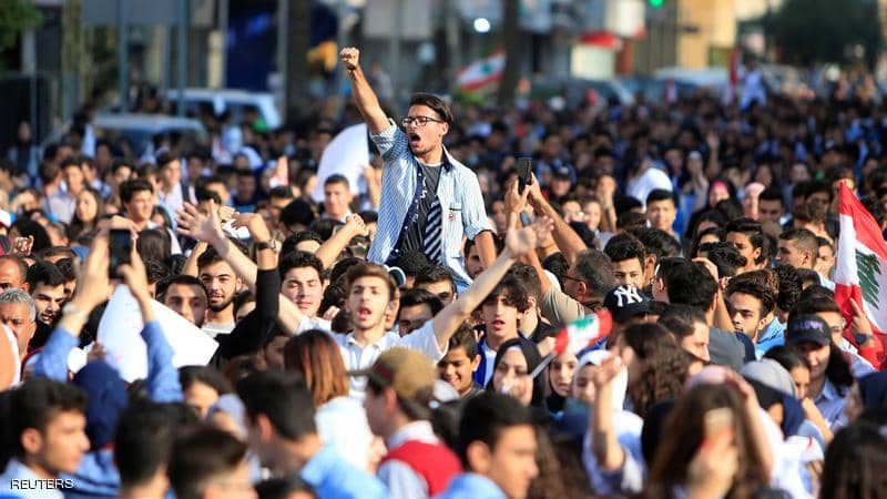 انتفاضة طلابية تعم لبنان
