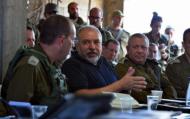 ليبرمان: لا أؤمن بالتسوية السياسية مع حماس.. وتحقيق الهدوء من خلال ضربة قوية لها