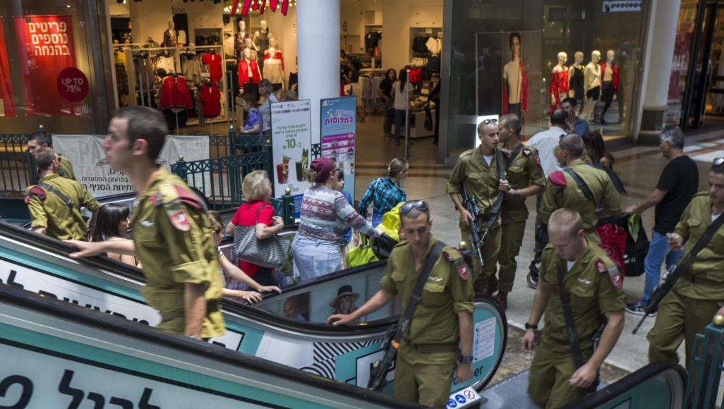 تخوفات أمنية للإحتلال الإسرائيلي من حدوث توتر فلسطيني على جميع الجبهات