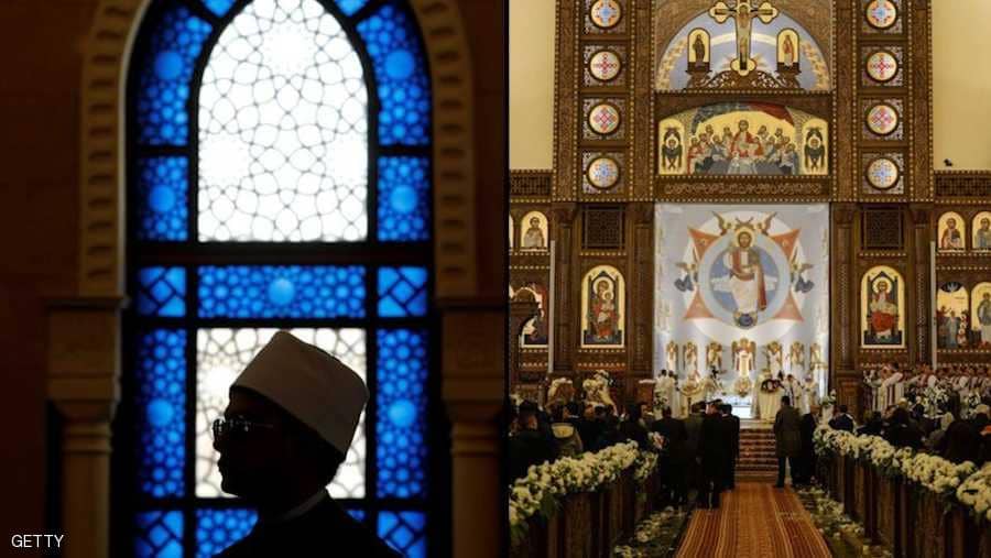 البابا في المسجد وشيخ الأزهر بالكنيسة.. “حدث نادر” في مصر