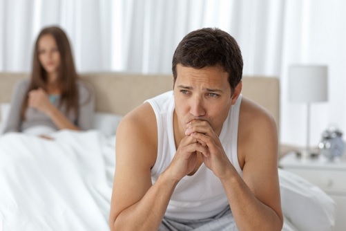 لماذا يصعب على الزوجين الوصول إلى ذروة المشاعر الحميمة ؟