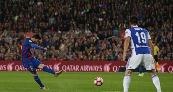 ميسي ينقذ برشلونة من فخ ريال سوسييداد