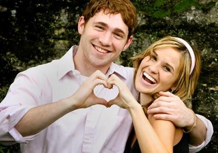 10 نصائح لزيادة الحب بين الزوجين