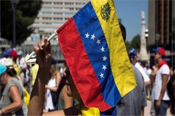 البرلمان الفنزويلي المعارض يعلن حالة الطوارئ في البلاد بسبب انقطاع الكهرباء