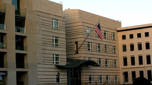 السفارة الأمريكية في العراق تحذر من استهداف المراكز الانتخابية