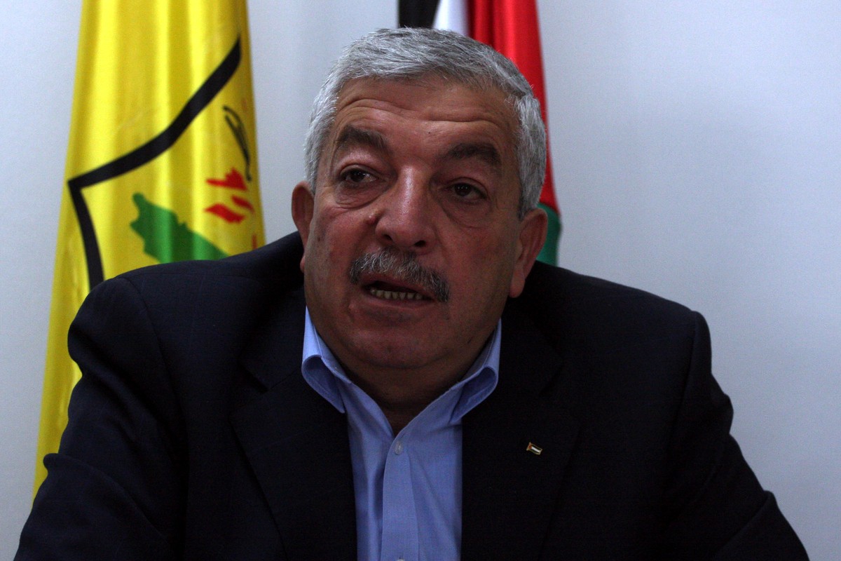 العالول: لن نرضخ لإنتهاكات الاحتلال الاسرائيلي مهما فرض من ضغوط سياسية على القيادة