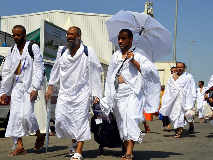 قطر تتهرب من منعها الحجاج بافتعال قضية “تقييد الحريات الدينية”