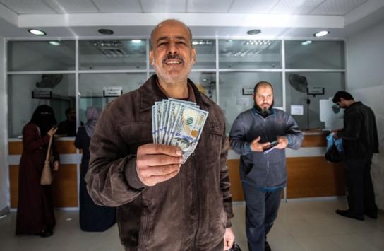 بتوصية من الأمن...”الكابينت” الإسرائيلي يقرر تحويل المنحة القطرية إلى غزة الخميس