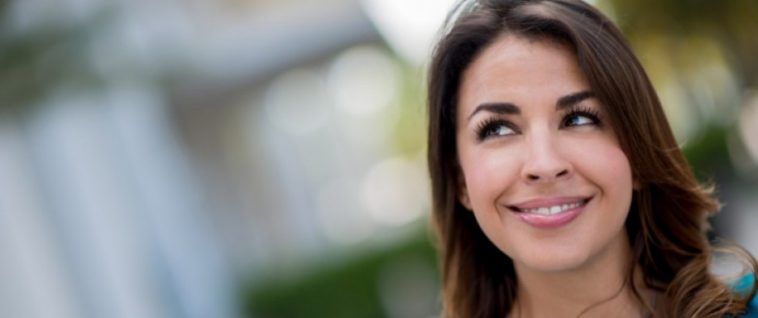 المرأة اللطيفة تمارس الجنس أكثر