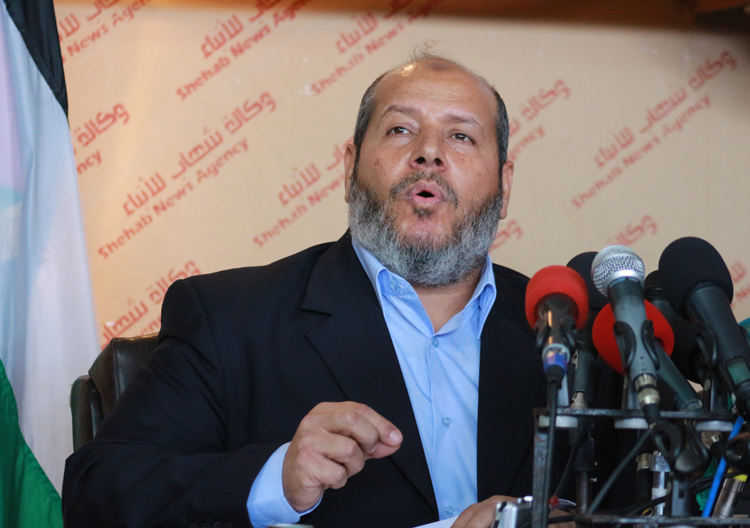 الحية: حماس تعمل على إنجاح الرؤية المصرية وعباس أفشل اللقاء الأخير