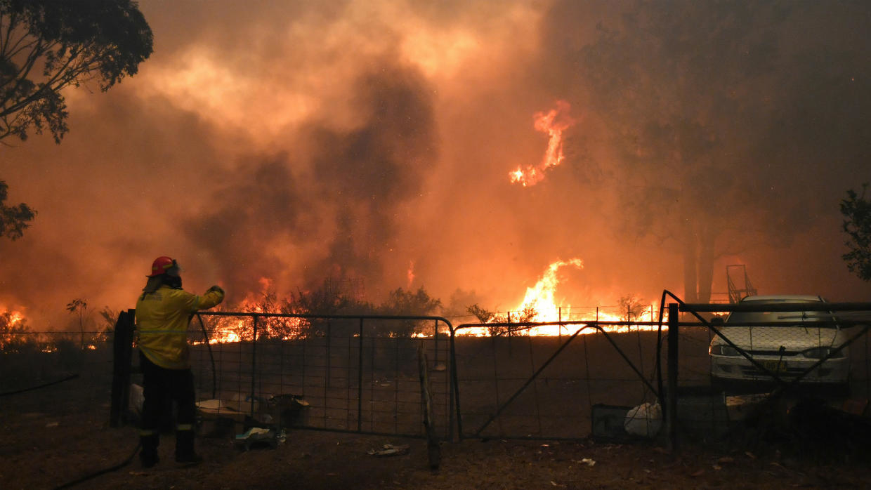 إجلاء عشرات الالاف سكان جنوب شرق استراليا بسبب الحرائق