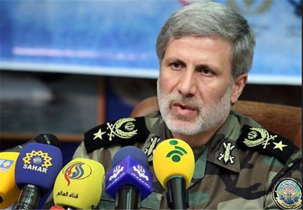 وزير الدفاع الإيراني: سنرد على أي تهديد بأسلحة دفاعية عالية الدقة