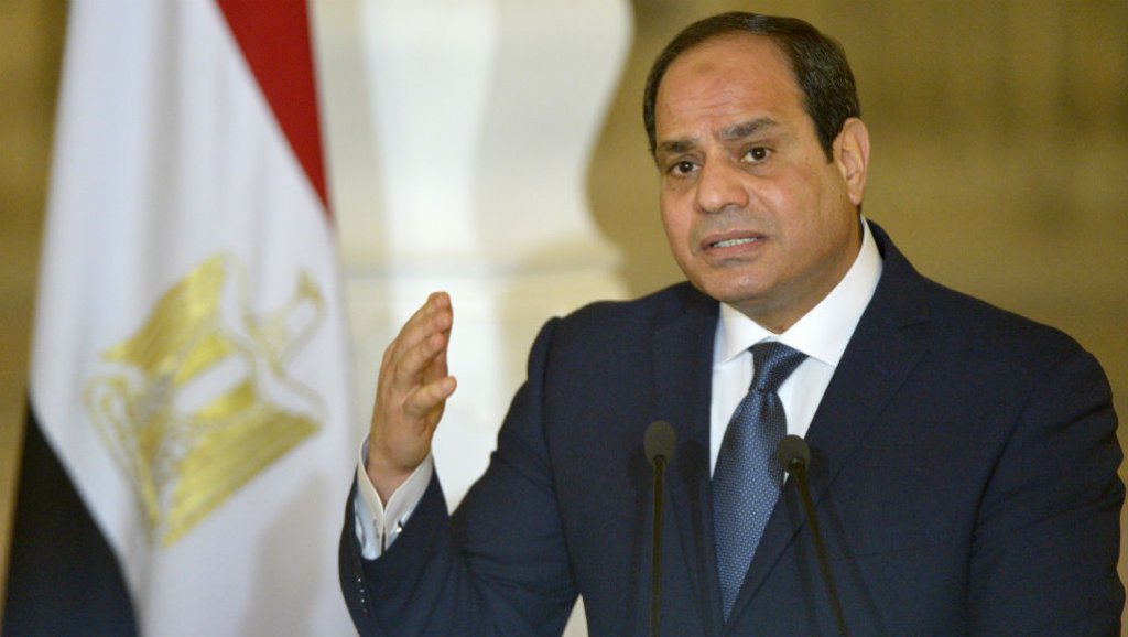 الرئيس المصري:عبد الفتاح السيسي عن شائعات “صفقة ترامب”: “هل تتصوروا إني ممكن أفرط”؟