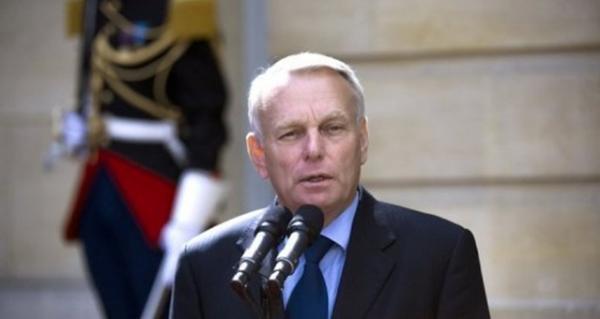 وزير خارجية فرنسا: الولايات المتحدة أبلغتنا بالضربات الجوية على مناطق عسكرية في سوريا