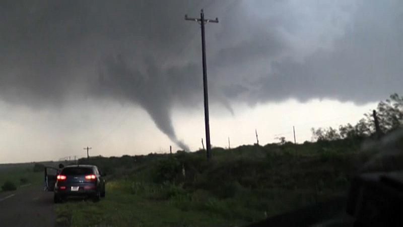 إعصار قوي يمسح مدينة بأكملها عن وجه الأرض في الولايات المتحدة