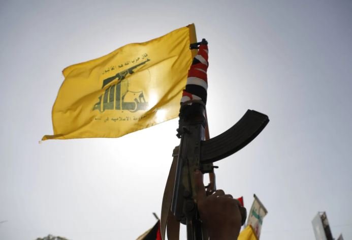 إسرائيل تتهم حزب الله بخرق وقف إطلاق النار