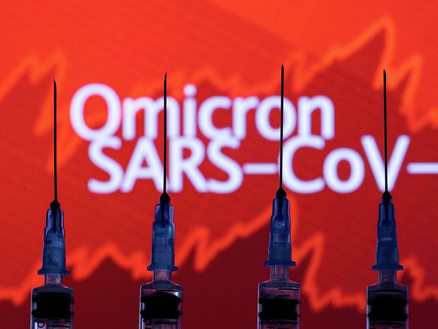 أوميكرون يرفع حالة التأهب حول العالم