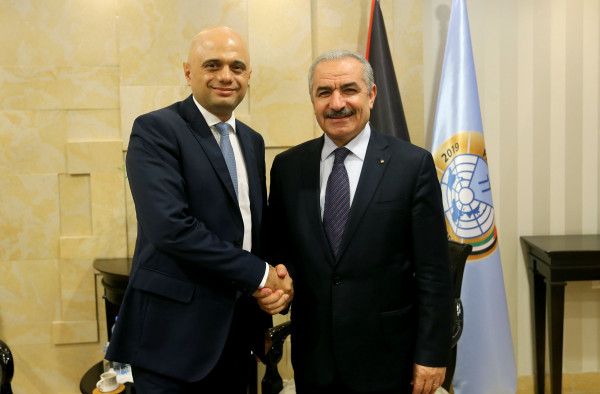 إشتية يطالب بريطانيا بالضغط على إسرائيل للإفراج عن أموال المقاصة كاملة