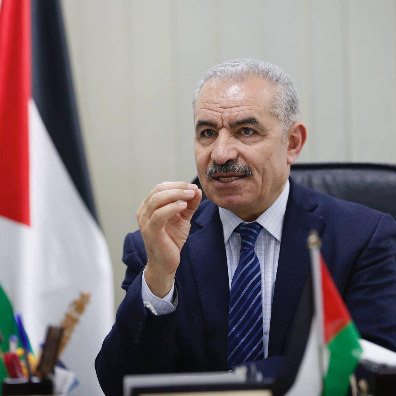 إشتية: سنبقى ملتزمين بواجبنا تجاه المدينة المقدسة ومتابعة شؤون أهلها اليومية وتحسين حياتهم