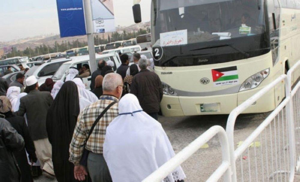 وزارة الأوقاف الأردنية: وصول 27 حافلة لحجاج 48 إلى الأراضي الأردنية