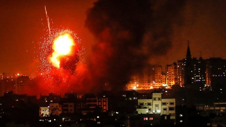 إصابات في تجدد قصف طيران الإحتلال الإسرائيلي لعدة أهداف في قطاع غزة