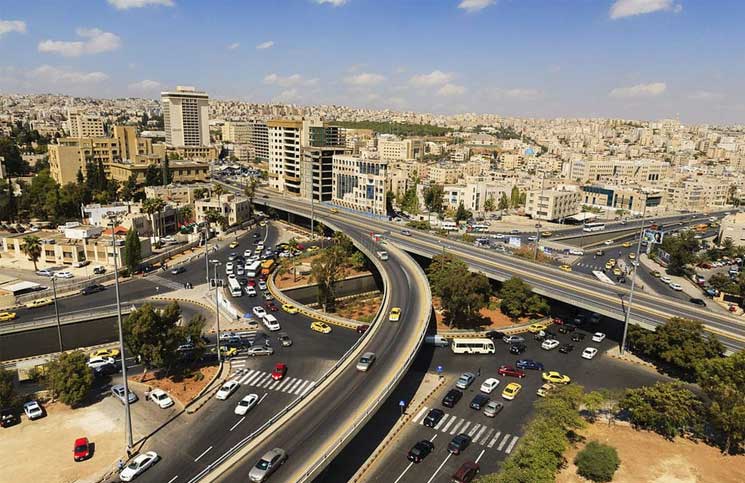 فعاليات اقتصادية تطالب الحكومة بإيقاف العمل بنظامي الأبنية والتنظيم لمدينة عمان والمدن