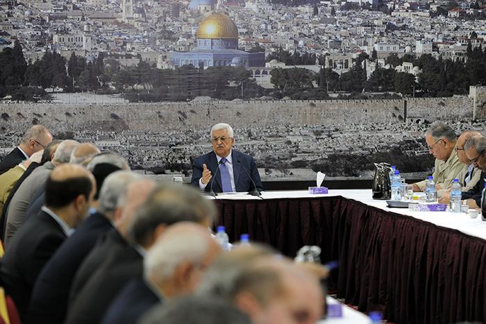 انتهاء الإجتماع القيادي الفلسطيني دون أي تحديد دعوة للمركزي أو اعلان الدولة وتعزيز الصمود القدس