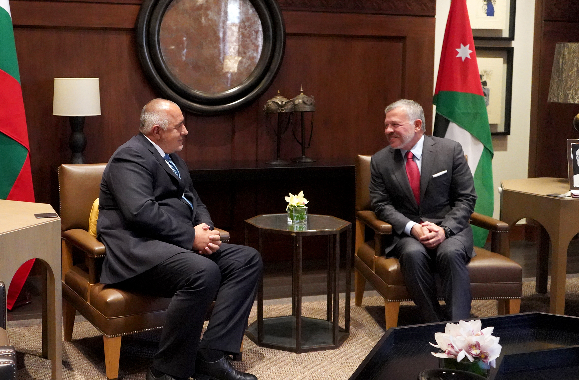 جلالة الملك عبدالله الثاني يعقد مباحثات مع رئيس الوزراء البلغاري