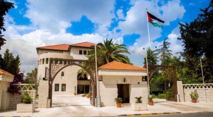 الحكومة الأردنية تدعو “المعلمين” لجلسة حوار مع فريقيها الوزاري والفني
