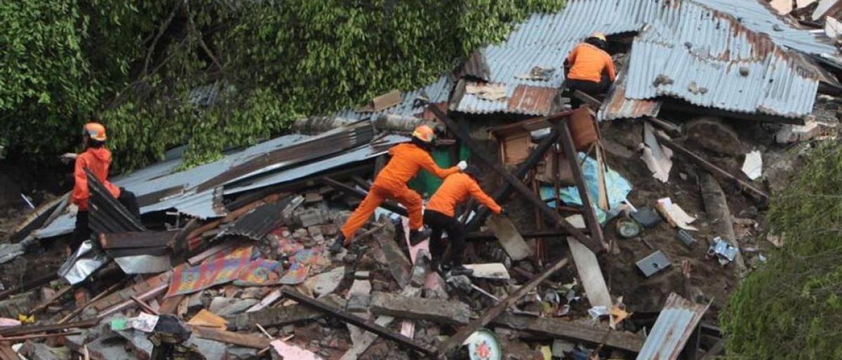 زلزال بقوة 7 درجات يضرب اندونيسيا