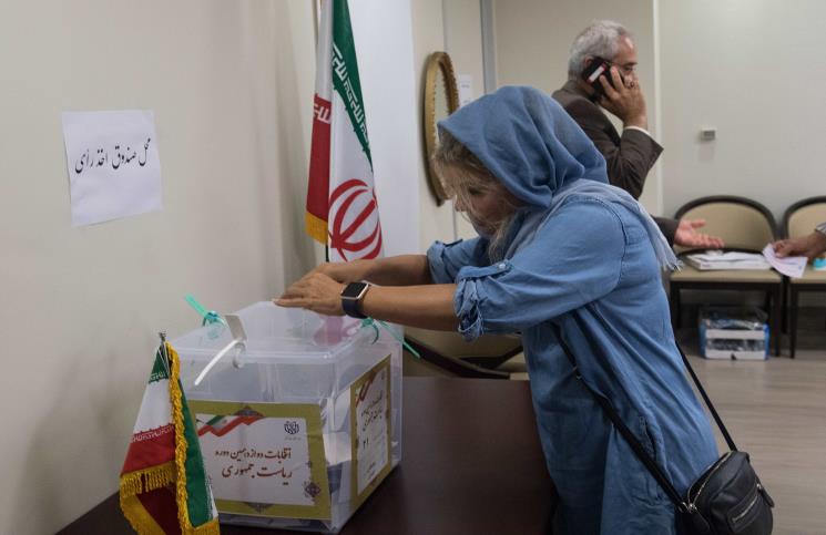 المعارضة الايرانية تتحدث عن “مخالفات” في الانتخابات الرئاسية