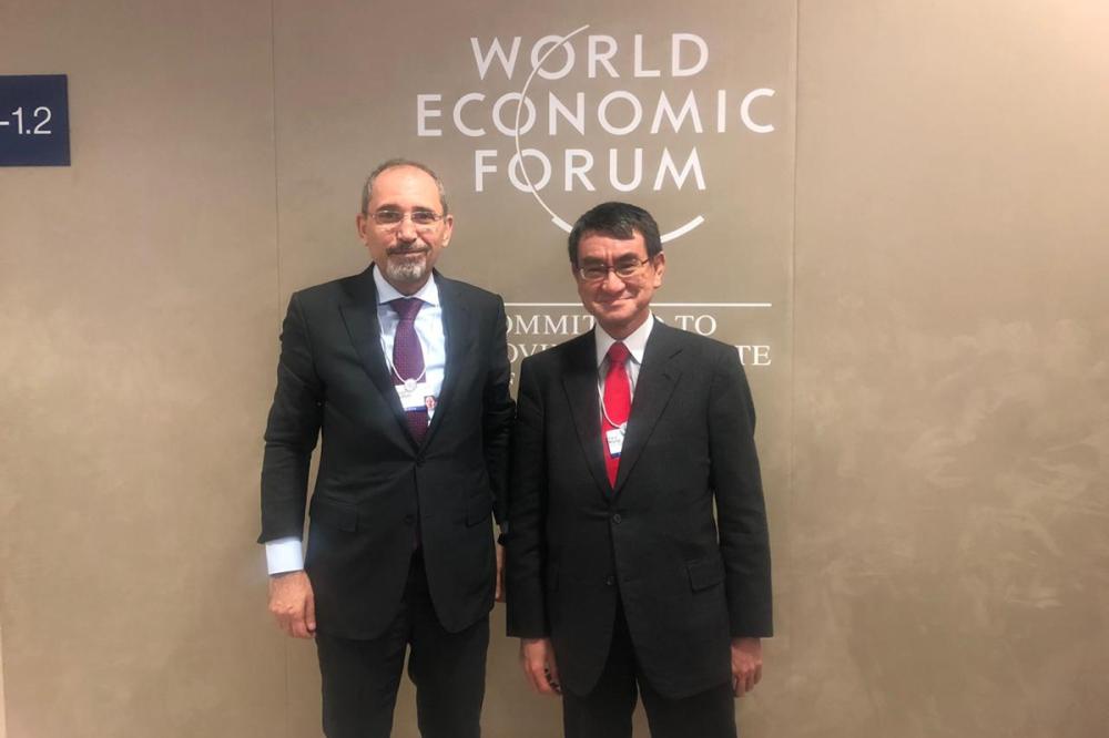 وزير الخارجية الأردني ونظيره الياباني يؤكدان استمرار العمل على آفاق أوسع للتعاون