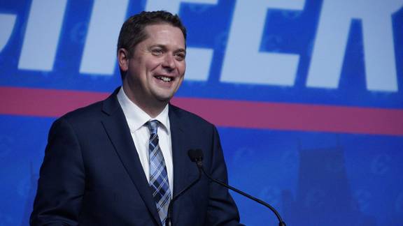 كندا: استقالة زعيم حزب المحافظين المعارض “أندرو شير”