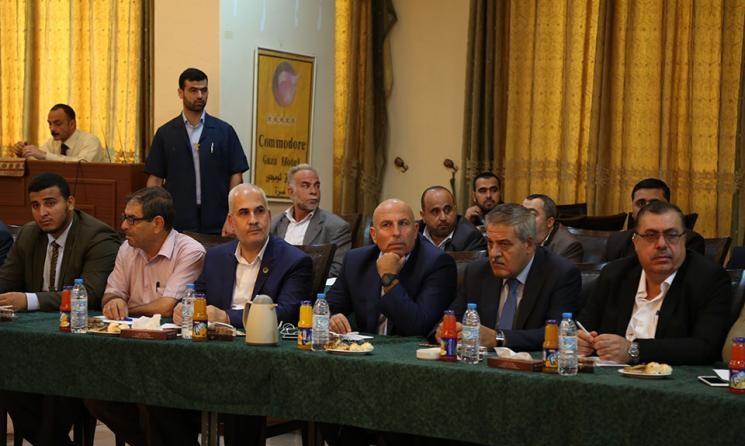 مسؤول يكشف أهم قضايا اجتماع الفصائل الفلسطينية مع حماس بغزة