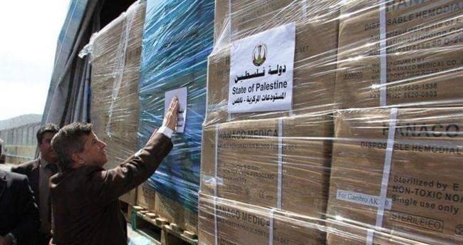 وزير الصحة يعلن تسيير 20 شاحنة محملة بالأدوية والمستلزمات الطبية إلى غزة