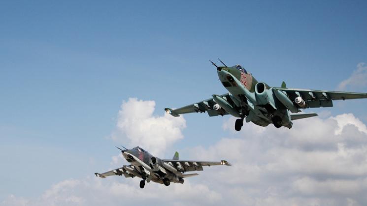 القوات الجوية الروسية تدمر رتلاً لداعش كان متوجهاً من الرقة إلى تدمر