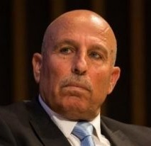 أبو زايدة يكتب : العيد في غزة يسير في شوارعها باستحياء