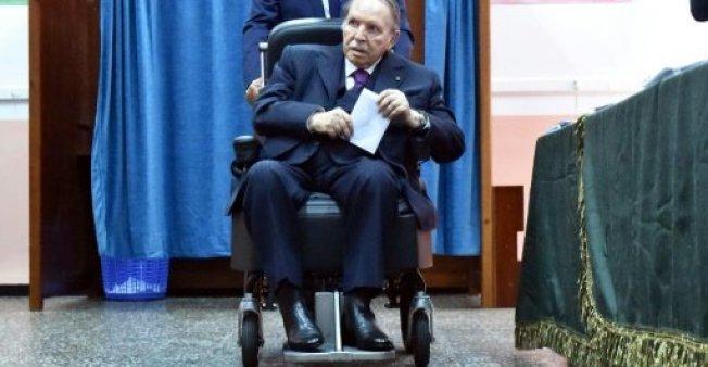 أويحيى يحذر من الانقلاب على بوتفليقة