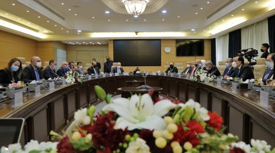 رئيس الوزراء ونظيره المصري يترأسان اجتماعات اللجنة العليا المشتركة