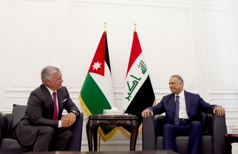 جلالة الملك يلتقي رئيس مجلس الوزراء العراقي في بغداد